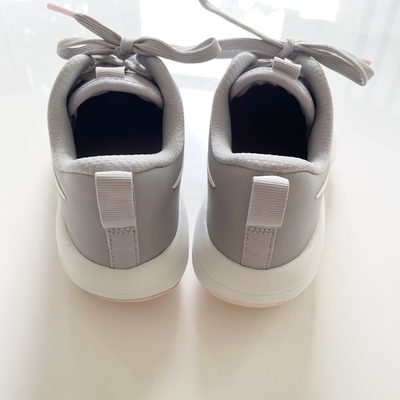 NWOB Nike Roshe G Tour Gold Shoe Wolf Gray - 7 - Picture 8 of 8